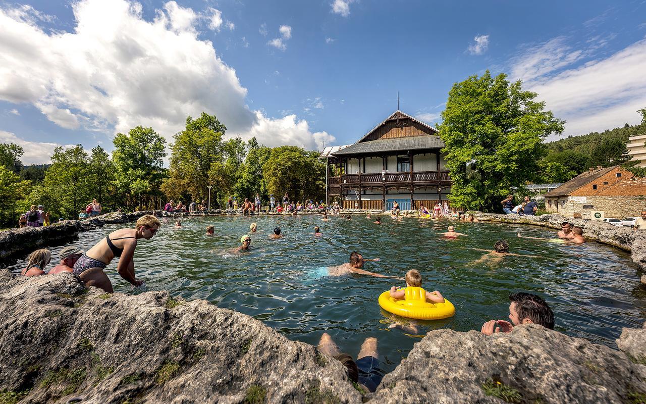 Penzion Sonja Vysne Ruzbachy Bagian luar foto